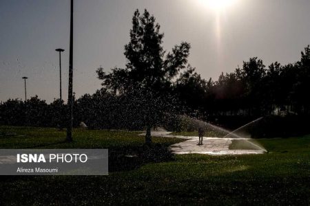 کاهش نسبی دمای برخی استان‌ها از امروز