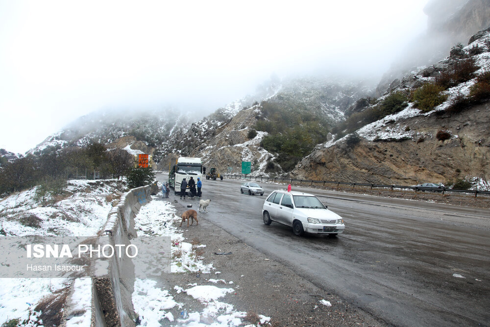 بارش برف و باران در جاده‌های ۹ استان کشور